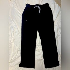 L black Figs Scrubs - Kade Cargo